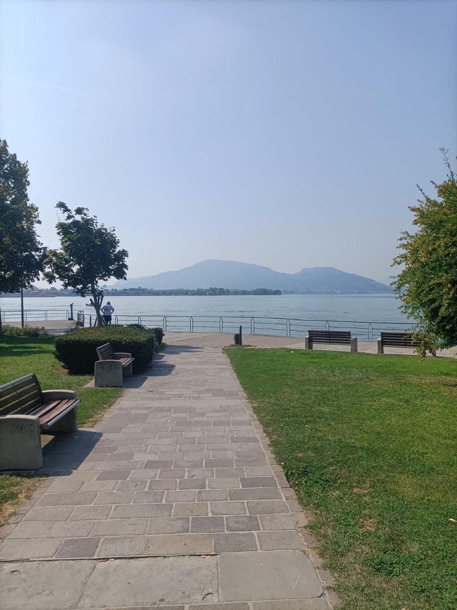 Ferienwohnung Beth House Iseo Zimmer foto