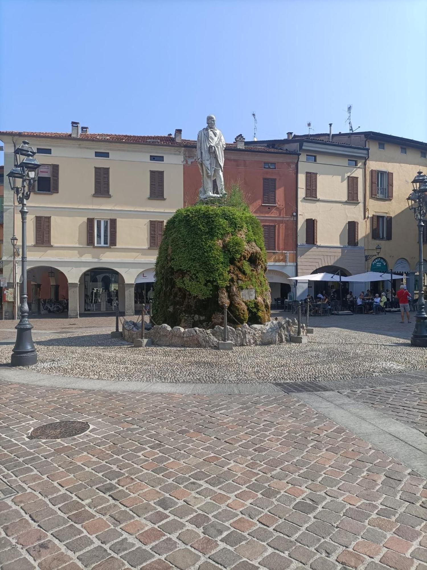 Ferienwohnung Beth House Iseo Zimmer foto